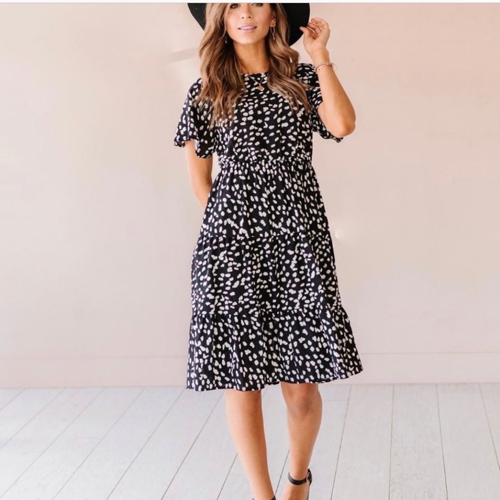 Black dot print dress